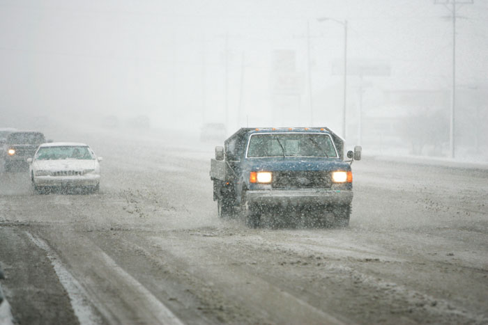 Driving conditions on Memorial Dr. (Ind. 3) during a snow storm. (C-T photo Max Gersh)
