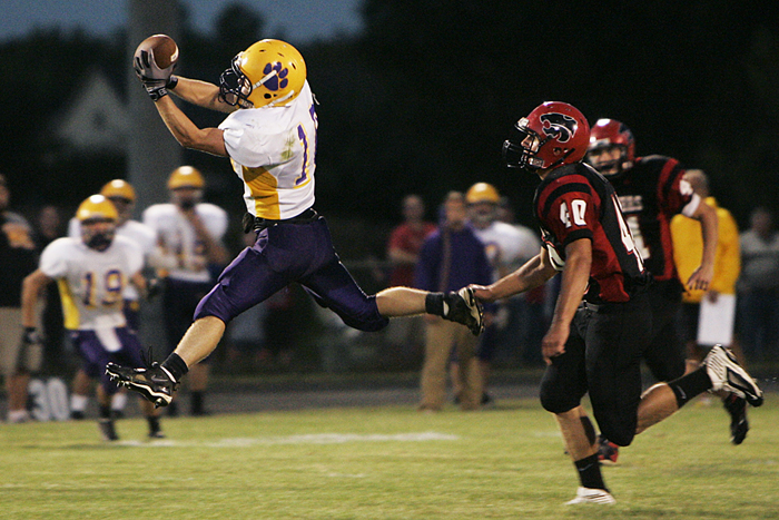 A Hagerstown receiver makes a leaping catch in a game against Knightstown. (C-T photo Max Gersh) ©2010