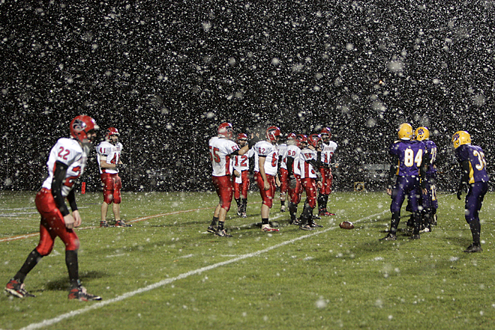Knightstown (white) and Hagerstown line up at the line of scrimmage Friday night. (C-T photo Max Gersh) ©2010